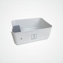 Load image into Gallery viewer, mogbog small cat litter tray side view.