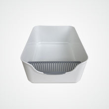 Load image into Gallery viewer, mogbog small cat litter tray front view.
